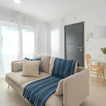 Charming 2-bedroom In Guargacho, Tenerife