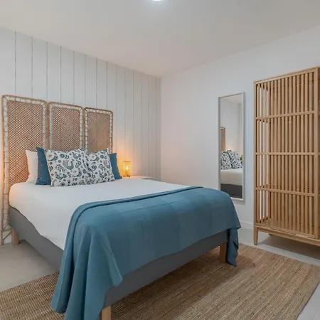 Charming 2-bedroom In Guargacho, Tenerife *
