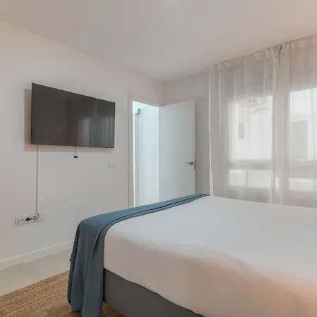 Apartment Charming 2-bedroom In Guargacho, Tenerife